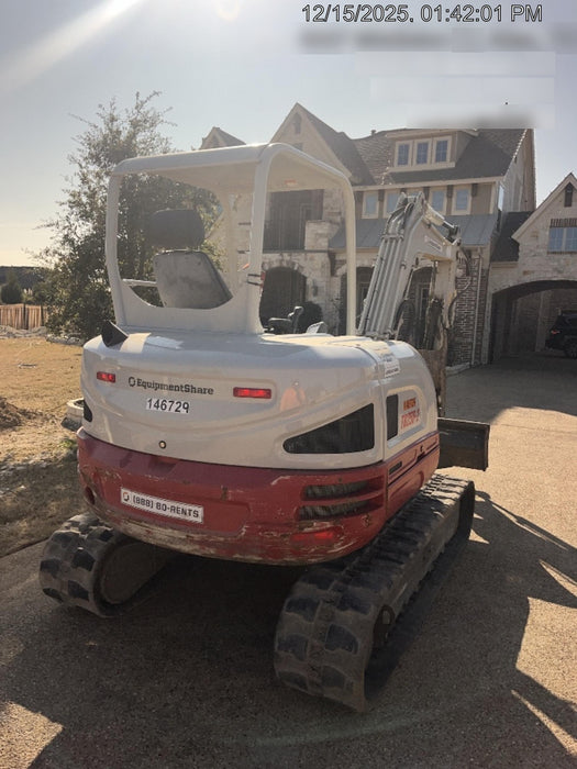 2021 TAKEUCHI TB250-2