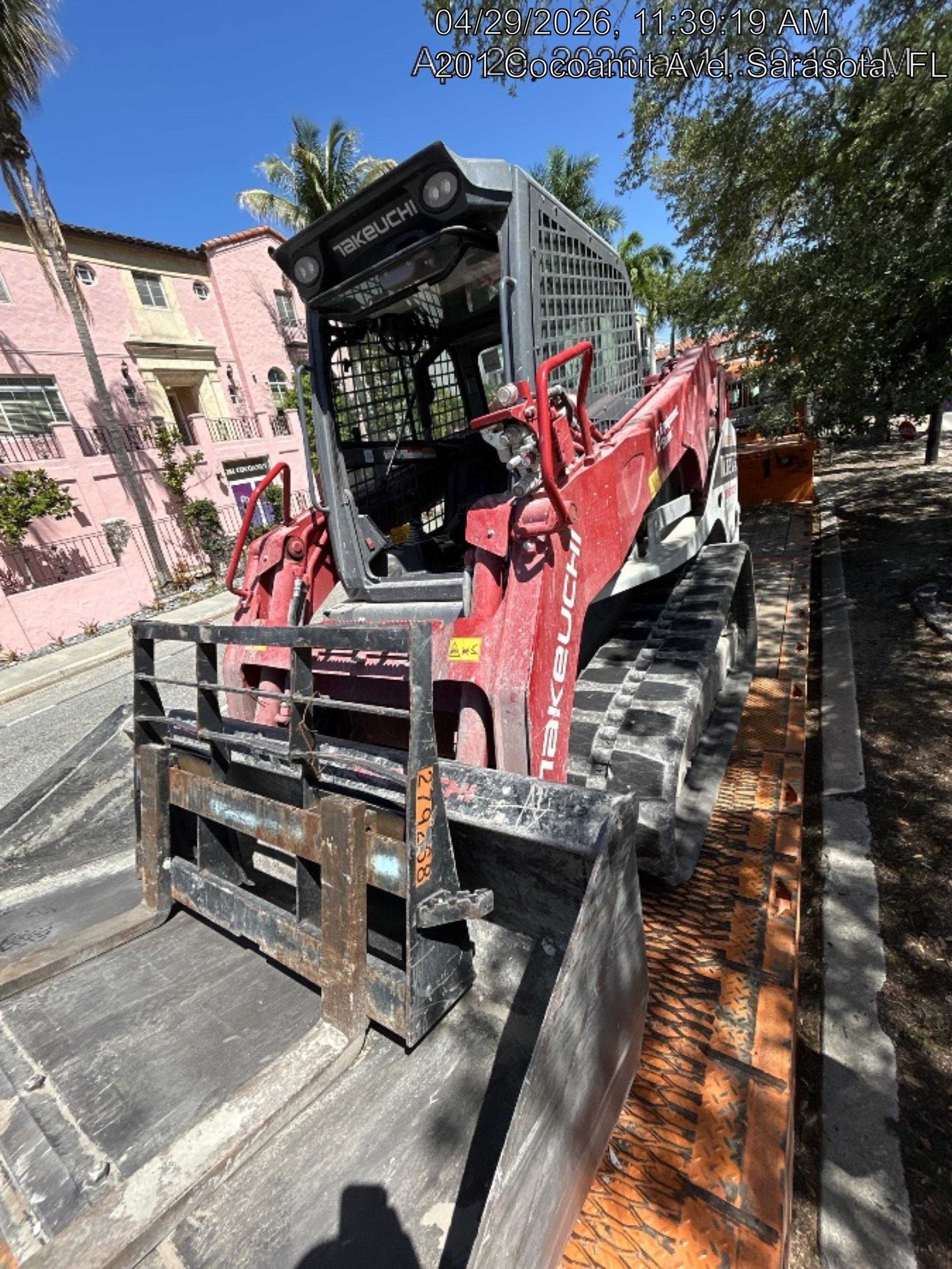2025 TAKEUCHI TL12V2-CR