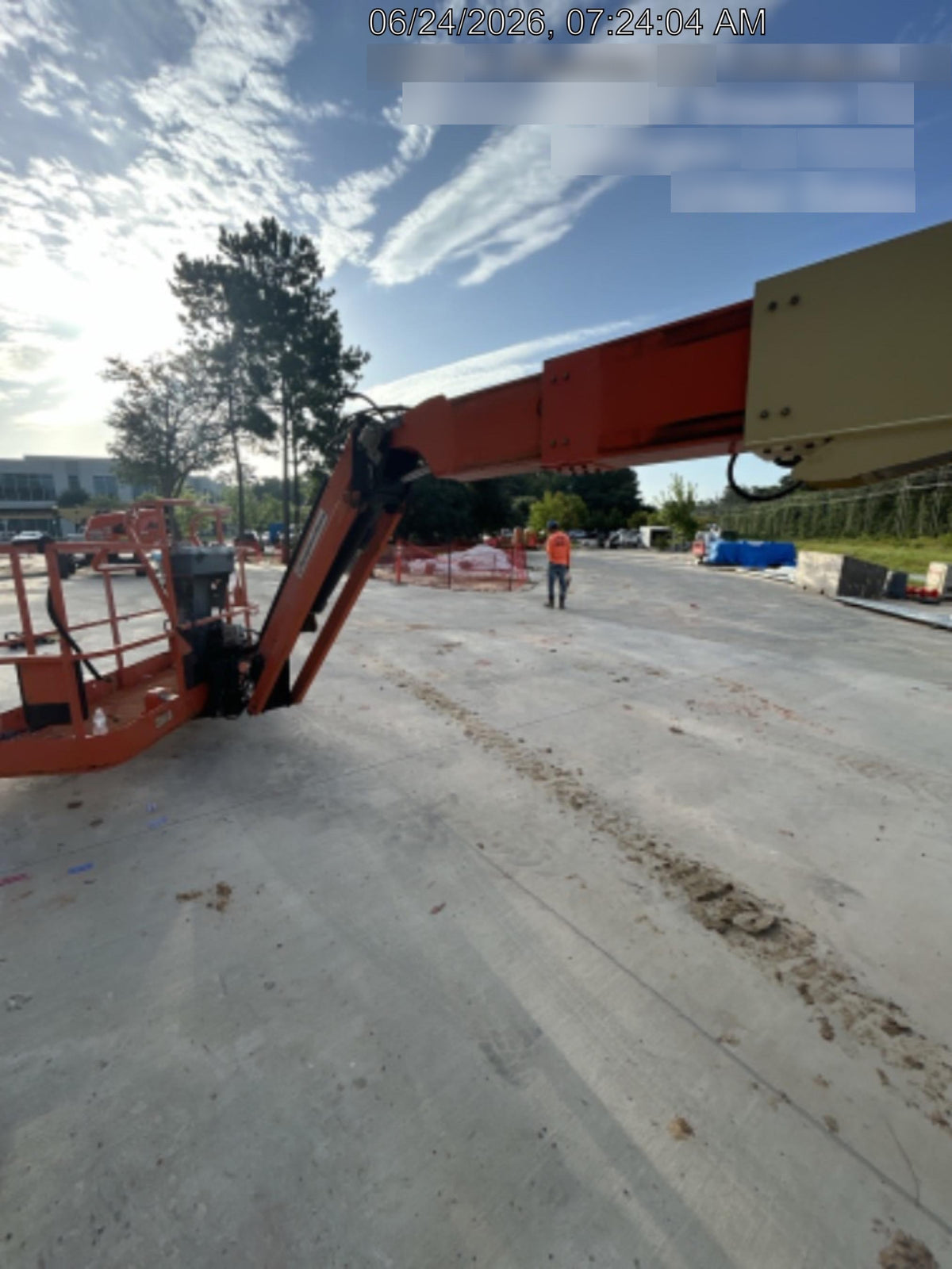 2019 JLG 660SJ