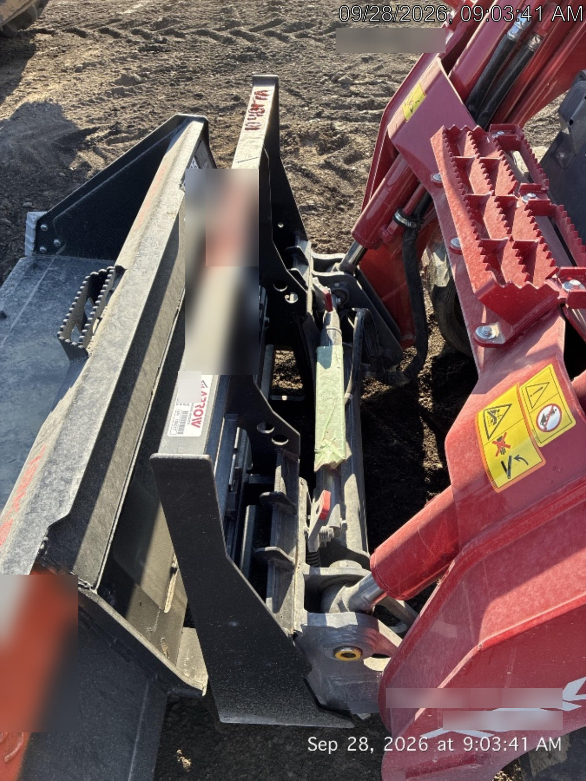2026 ARROW MATERIAL HANDLING 72" Pallet Forks - Arrow