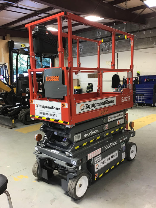 2020 Skyjack SJIII-3219 High Rail, Solid NM Tires, Half height spring hinged entry gate, Dual Beacons, 800W Inverter