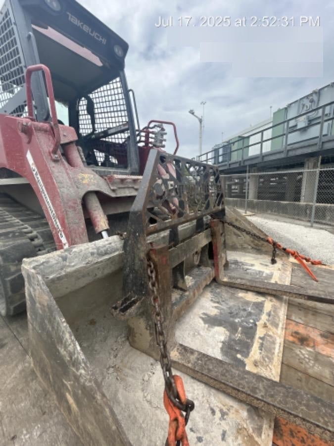 2021 PALADIN 48" Pallet Forks - Paladin