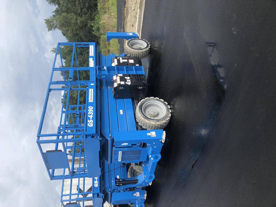 2020 GENIE GS-4390 RT