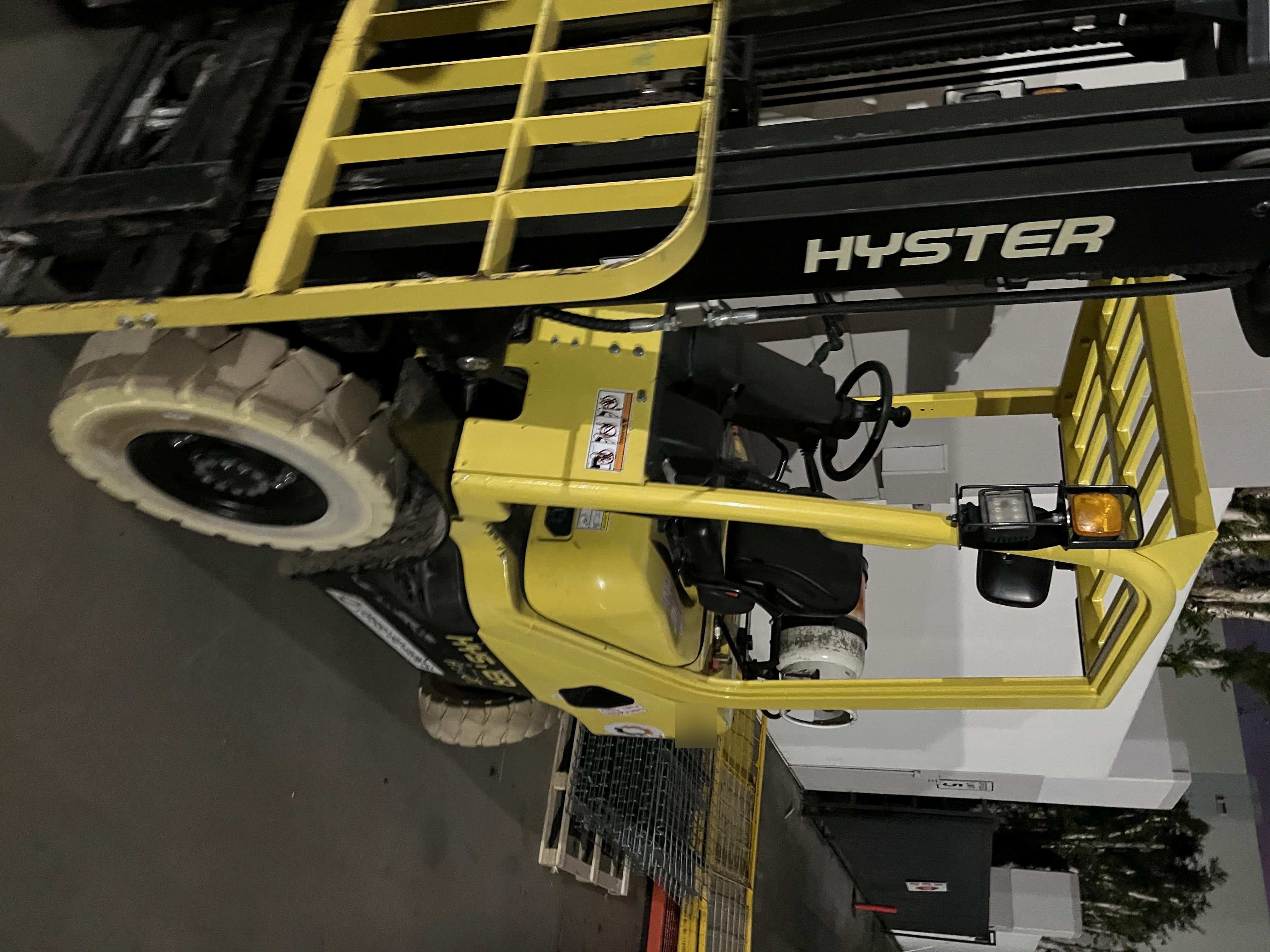 2022 HYSTER H50UT