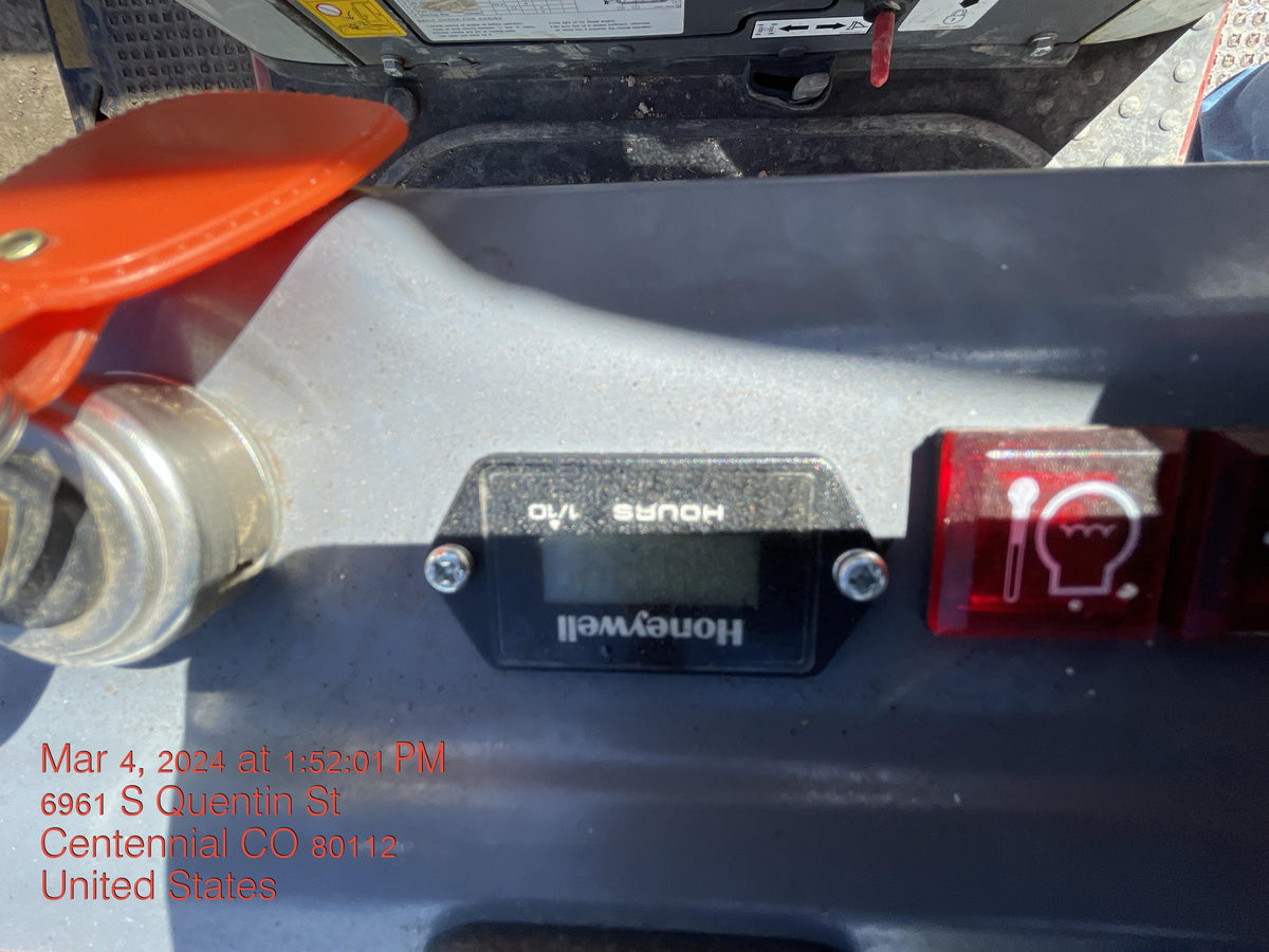 2023 TAKEUCHI TB210R