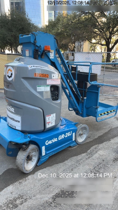 2020 GENIE GR-26J