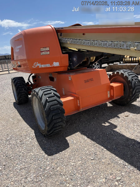 2022 JLG 660SJ