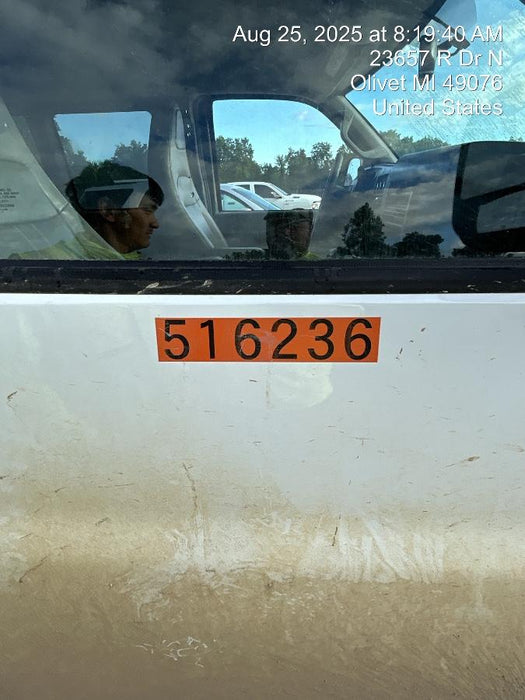 2025 CHEVROLET Express Van - Rental