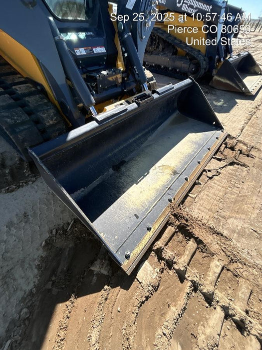 2025 JOHN DEERE 84" Bucket - John Deere