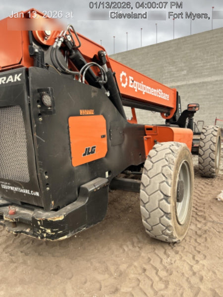 2023 SKYTRAK 8042
