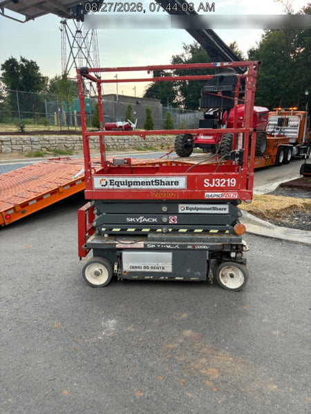 2023 SKYJACK SJ3219
