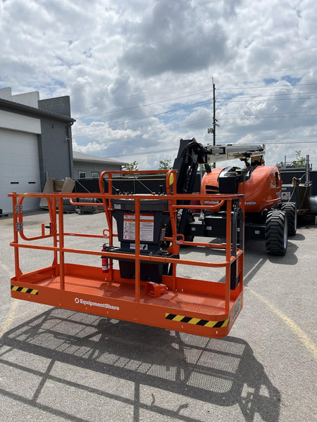 2023 JLG 600AJ