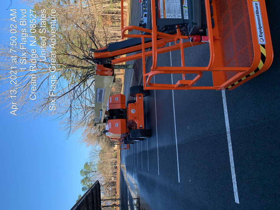 2021 JLG 860SJ