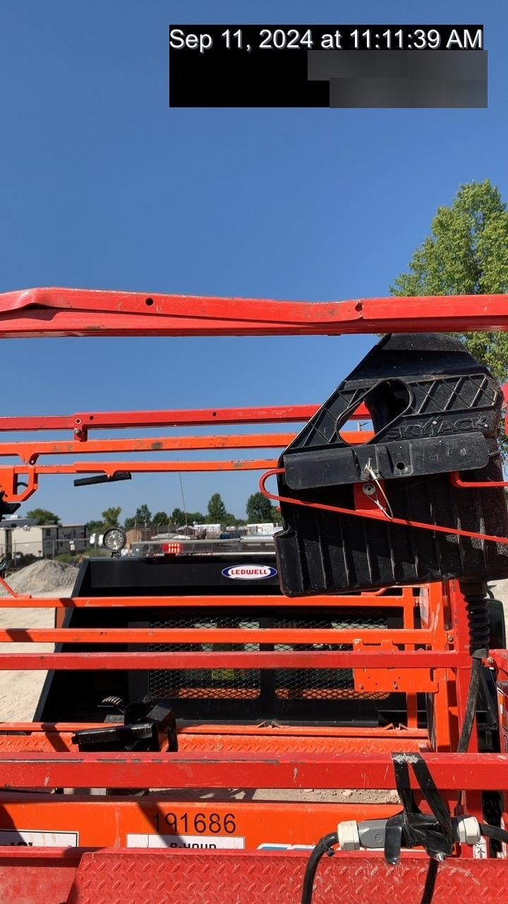 2023 SKYJACK SJ3219