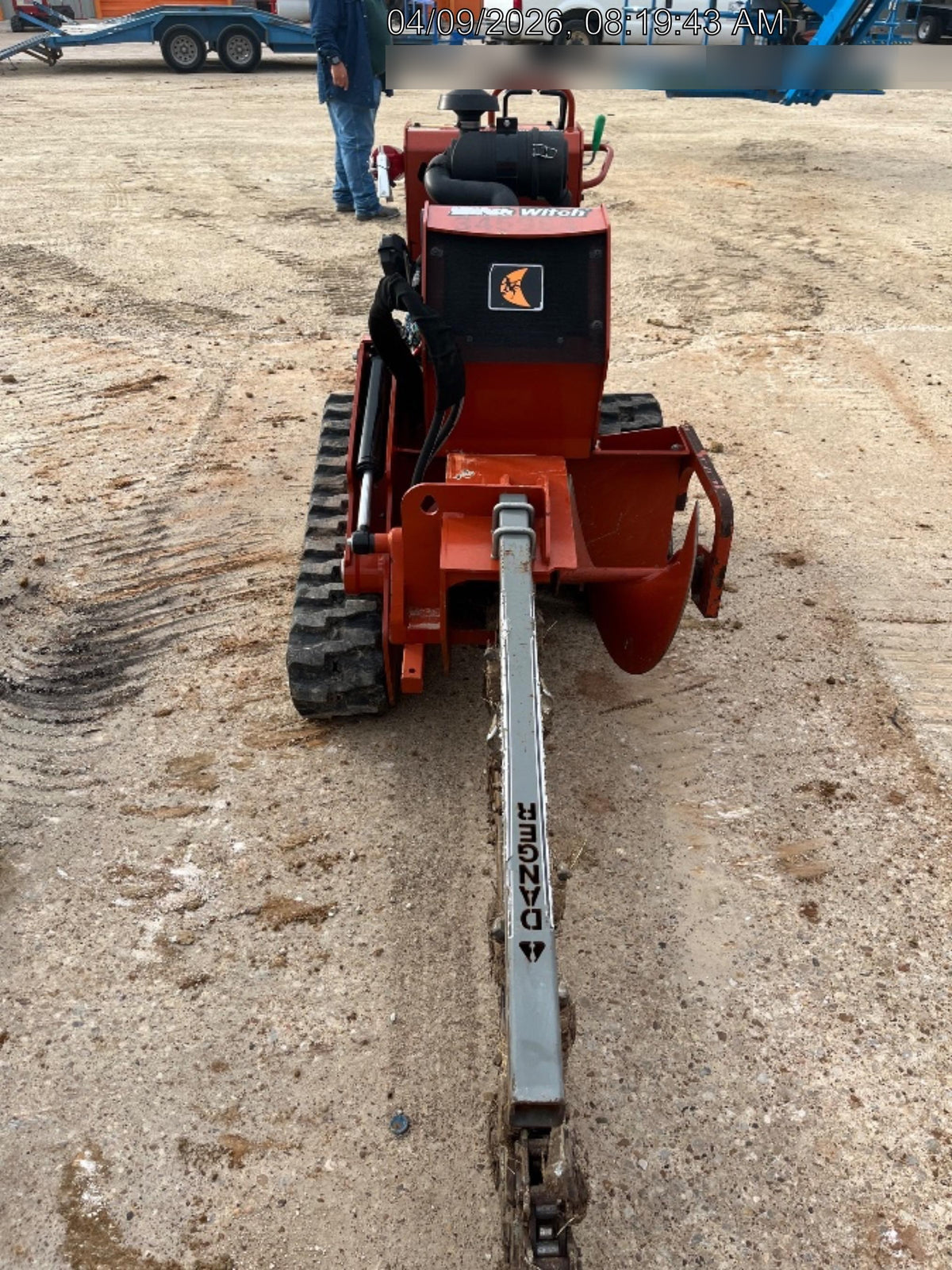 2023 DITCH WITCH C24XA