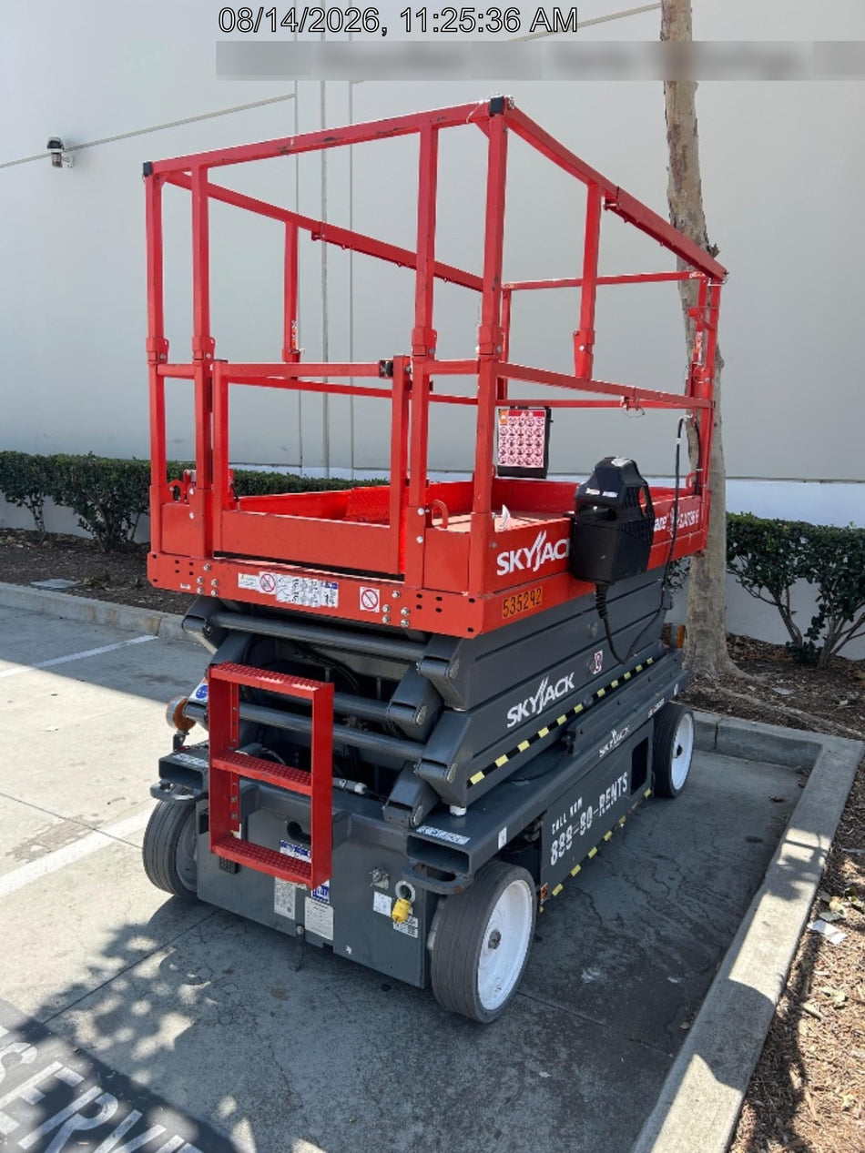 2025 SKYJACK SJ4726