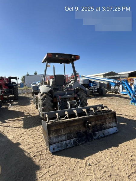 2019 CASE 570N EP