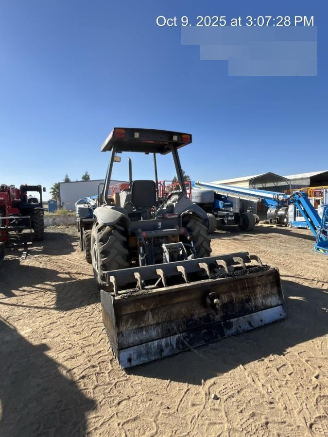 2019 CASE 570N EP