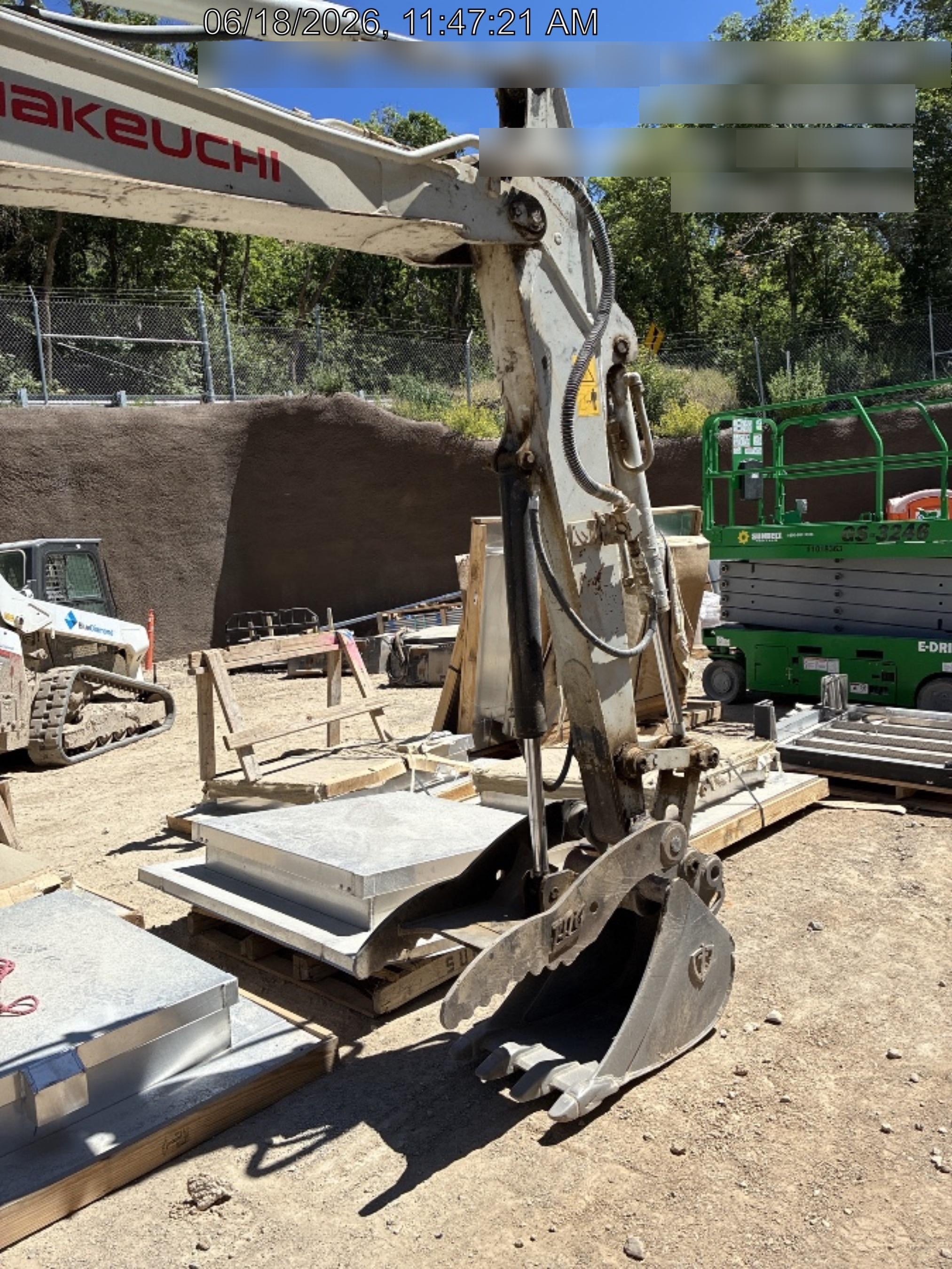 2020 TAKEUCHI TB250-2C