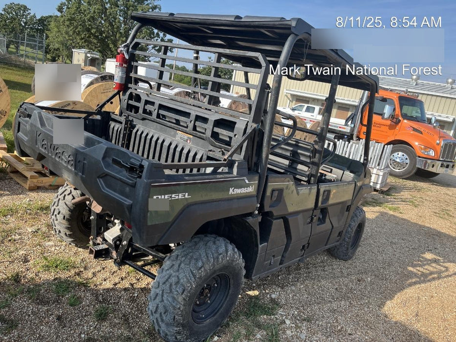 Kawasaki Mule PRO-DXT Standard Options, Backup Alarm, Beacon, Plastic Hard Top, Poly Windshield, Horn Kit