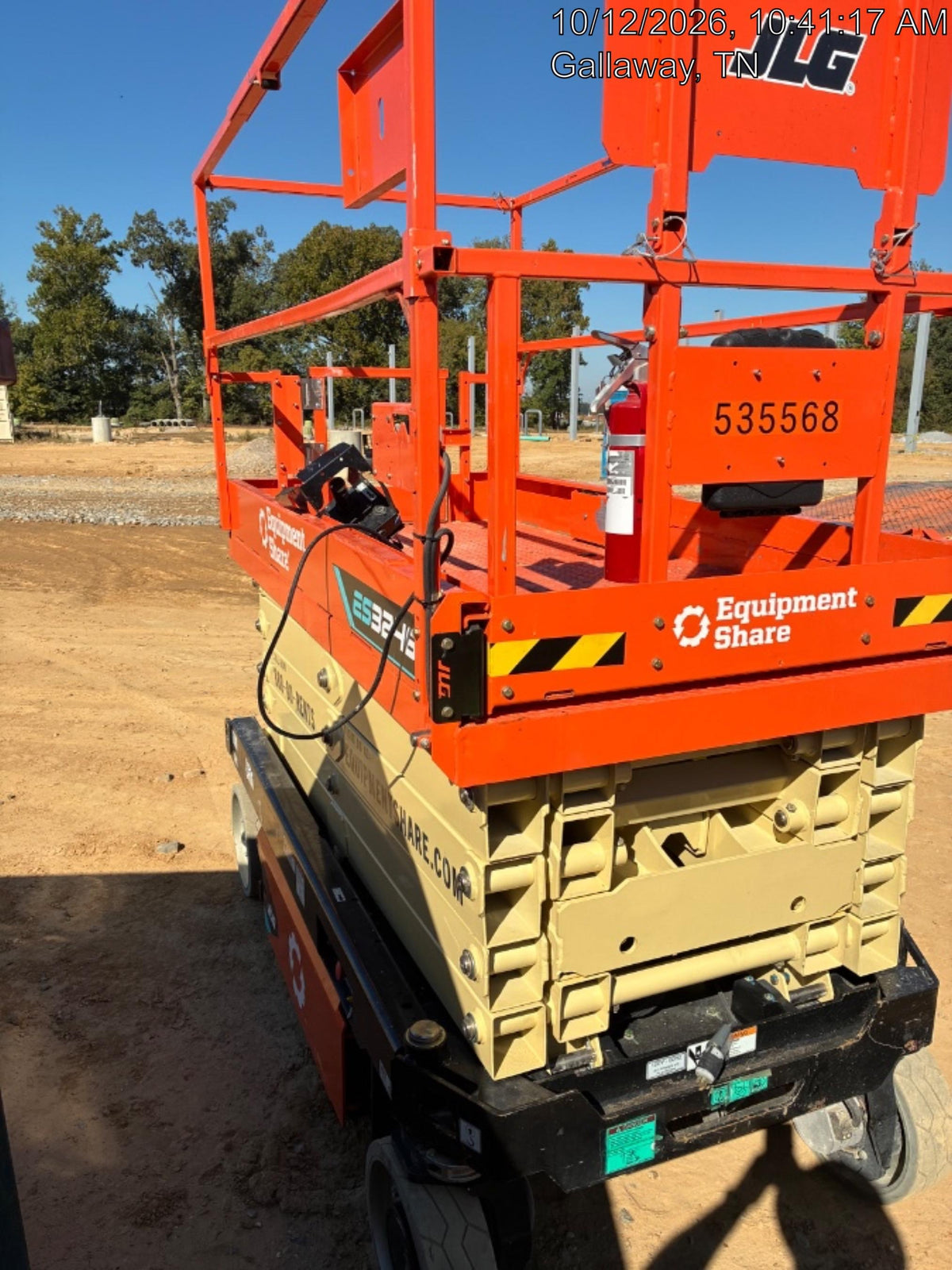 2025 JLG ES3246
