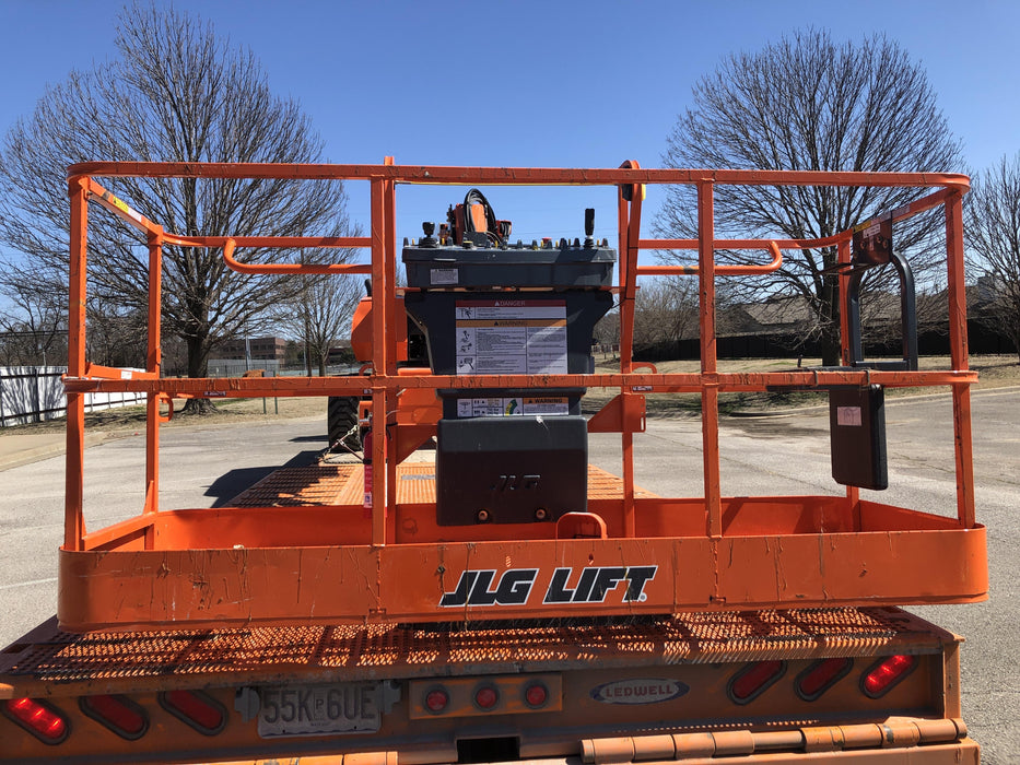 2019 JLG 860SJ