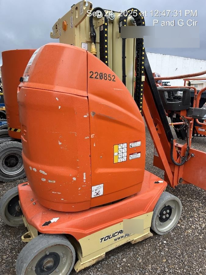 2022 JLG 26E