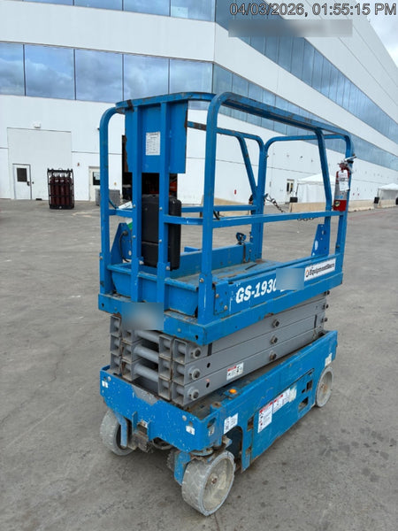 2019 Genie GS-1930 Fixed rails with chain Entry