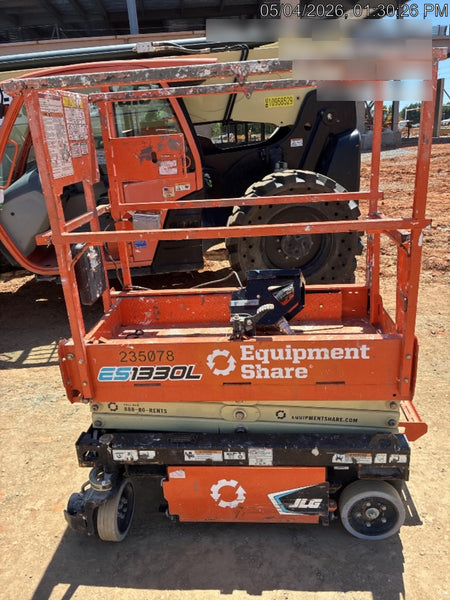 2022 JLG ES1330L