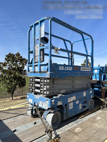 2019 Genie GS-1930 Fixed Rails with Chain Entry