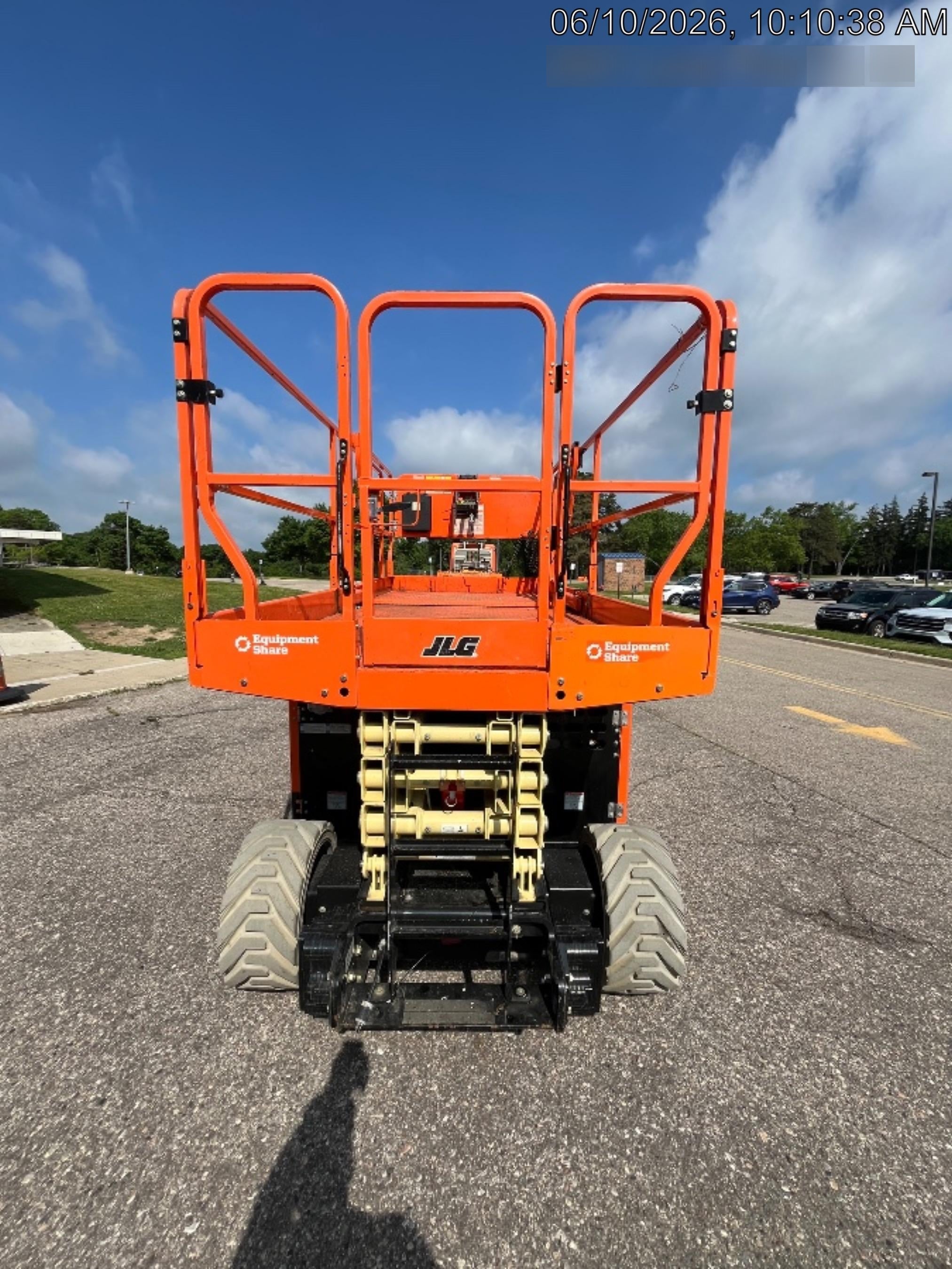 2022 JLG ERT4069