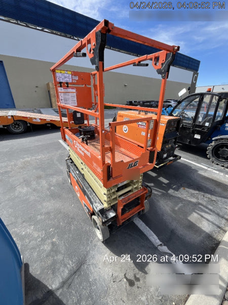 2022 JLG ES1932