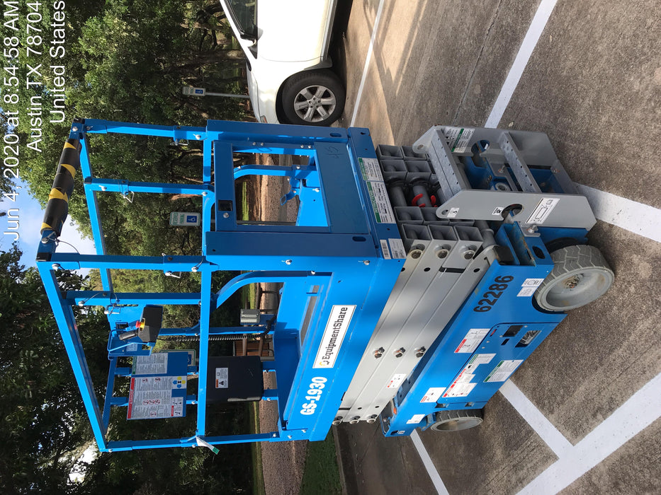 2020 Genie GS-1930 Solid Non Marking Tires, Beacon, Folding rails with half height swing gate