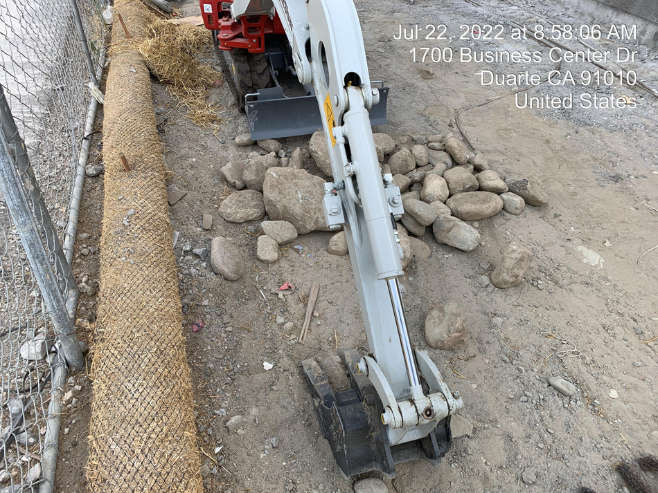 2022 TAKEUCHI TB210R