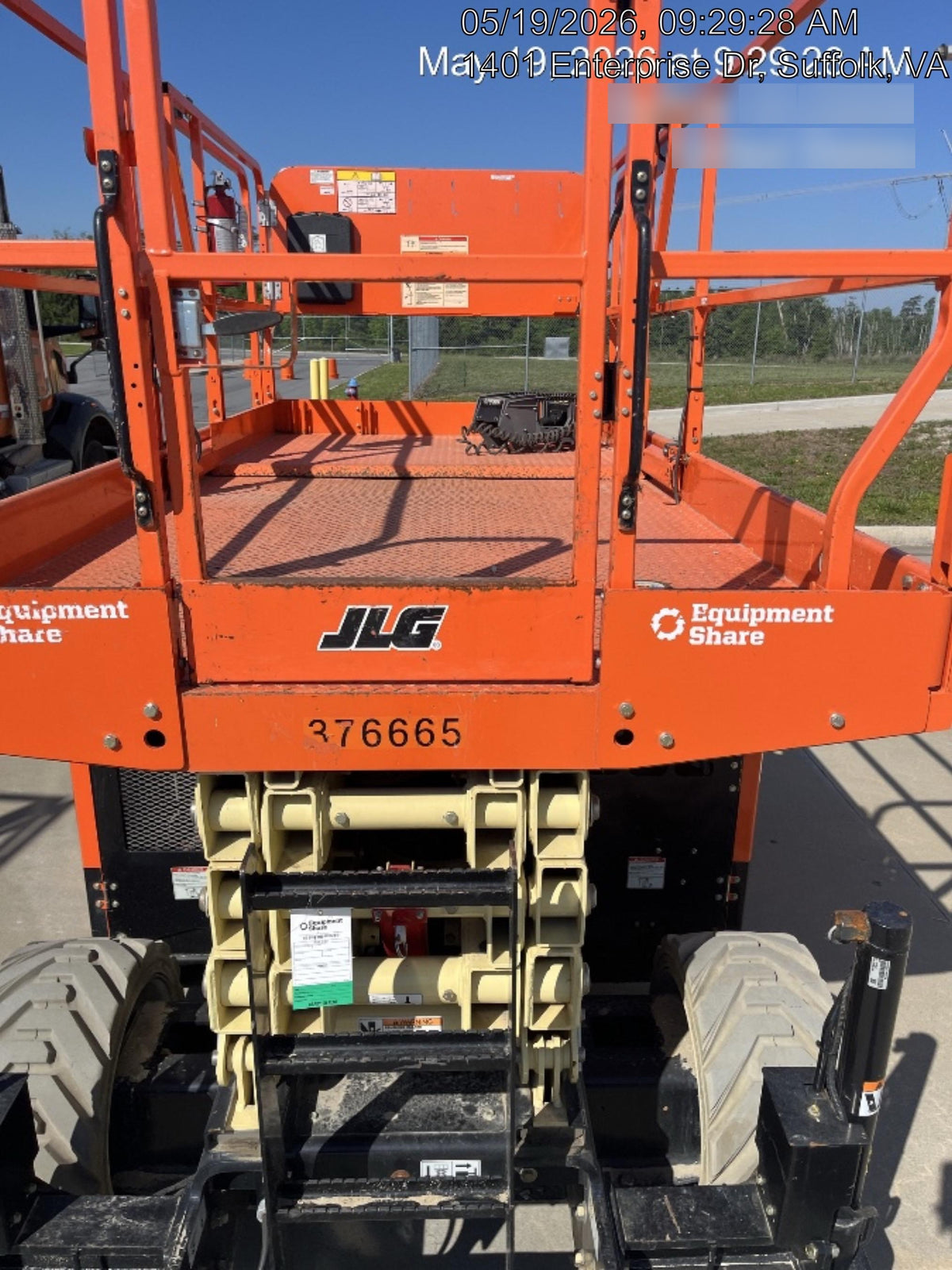 2023 JLG RT4069