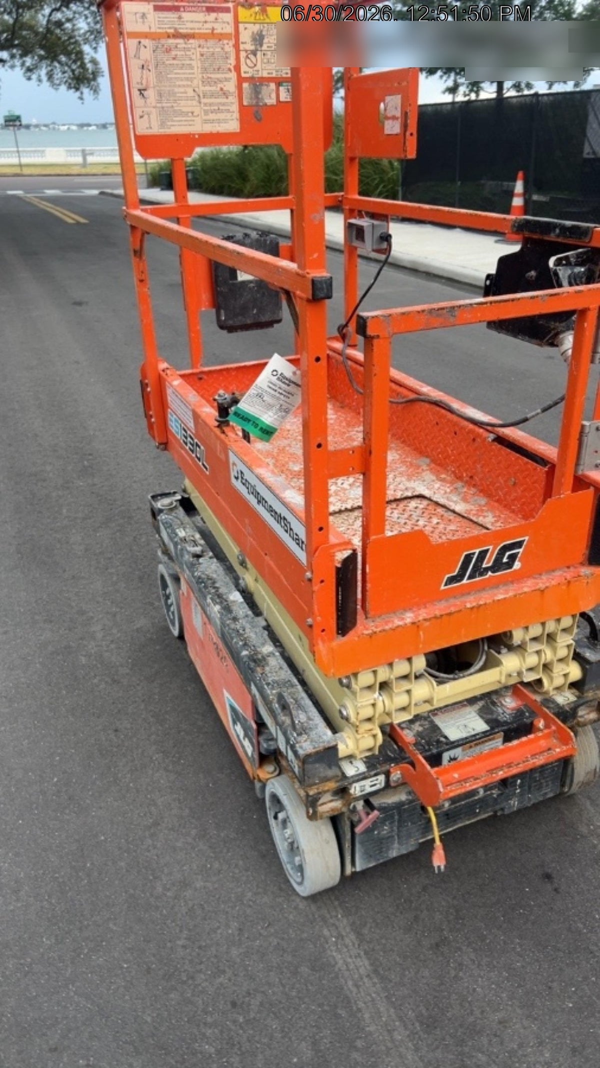 2021 JLG ES1330L