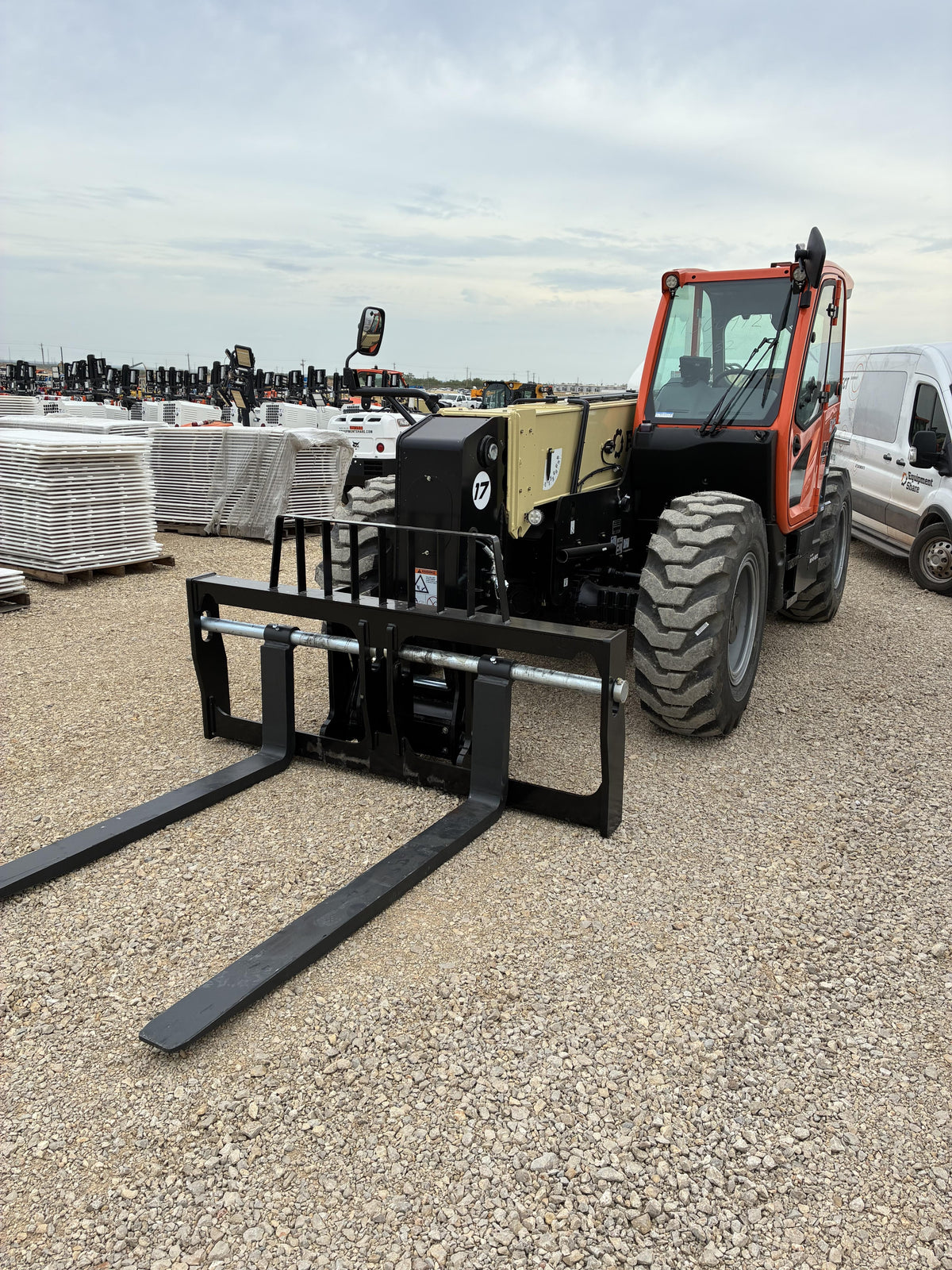 2026 JLG 1732