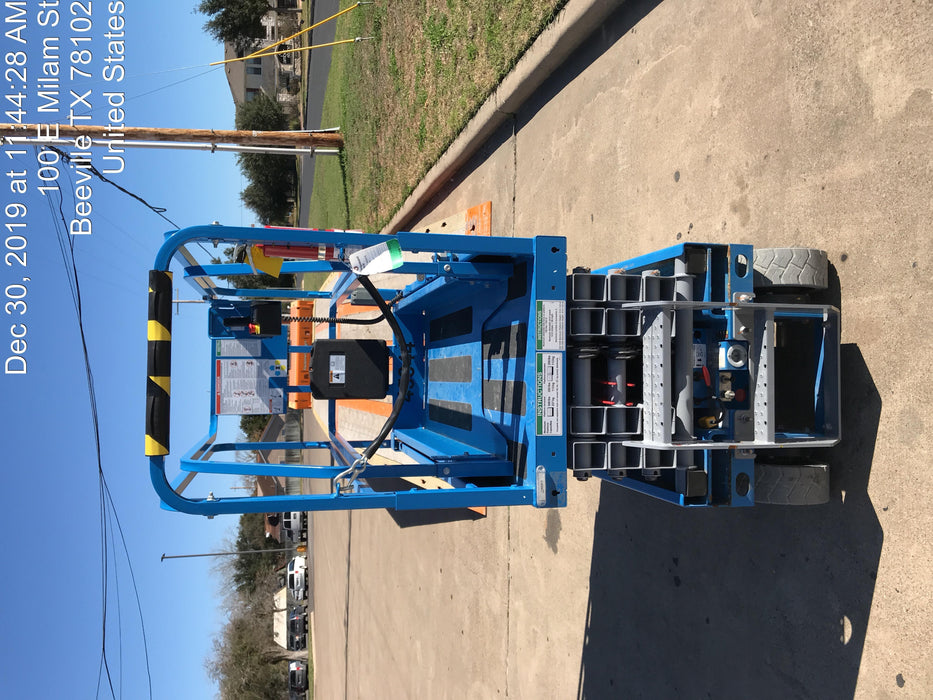 2019 Genie GS-1930 Fixed rails with chain Entry