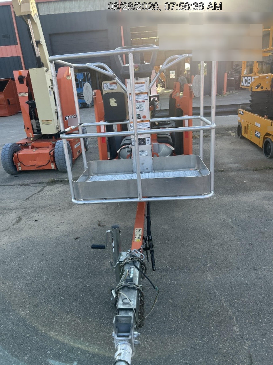2022 JLG T350