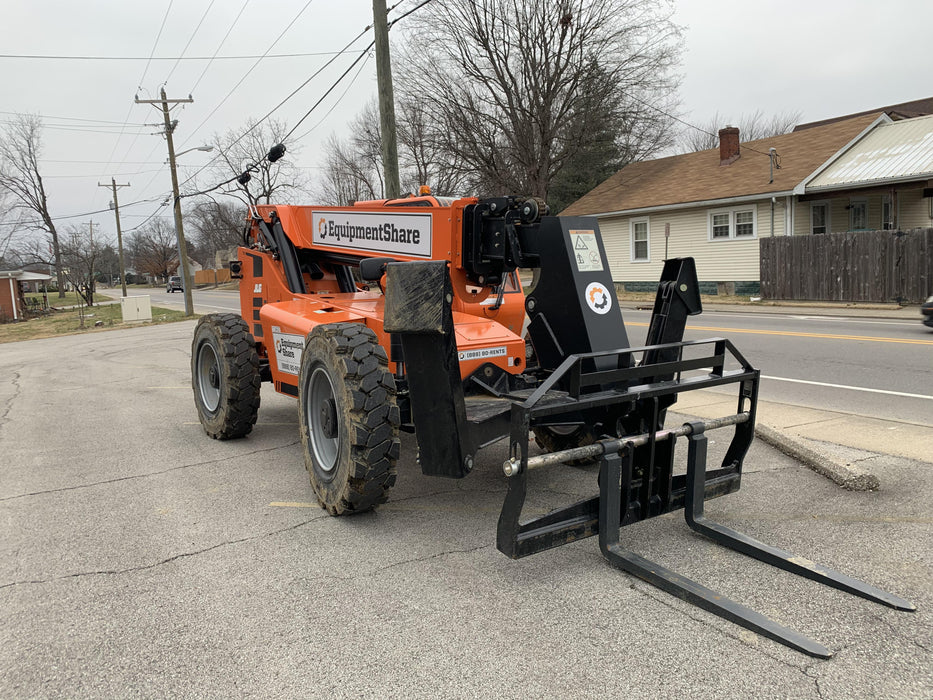 2020 Skytrak 10054 74Hp, Cab/Heat/Air,Solid Tires, Work Lights, Beacon, Aux Hydraulics, Back up Alarm, Lifting Eye, ES Decals