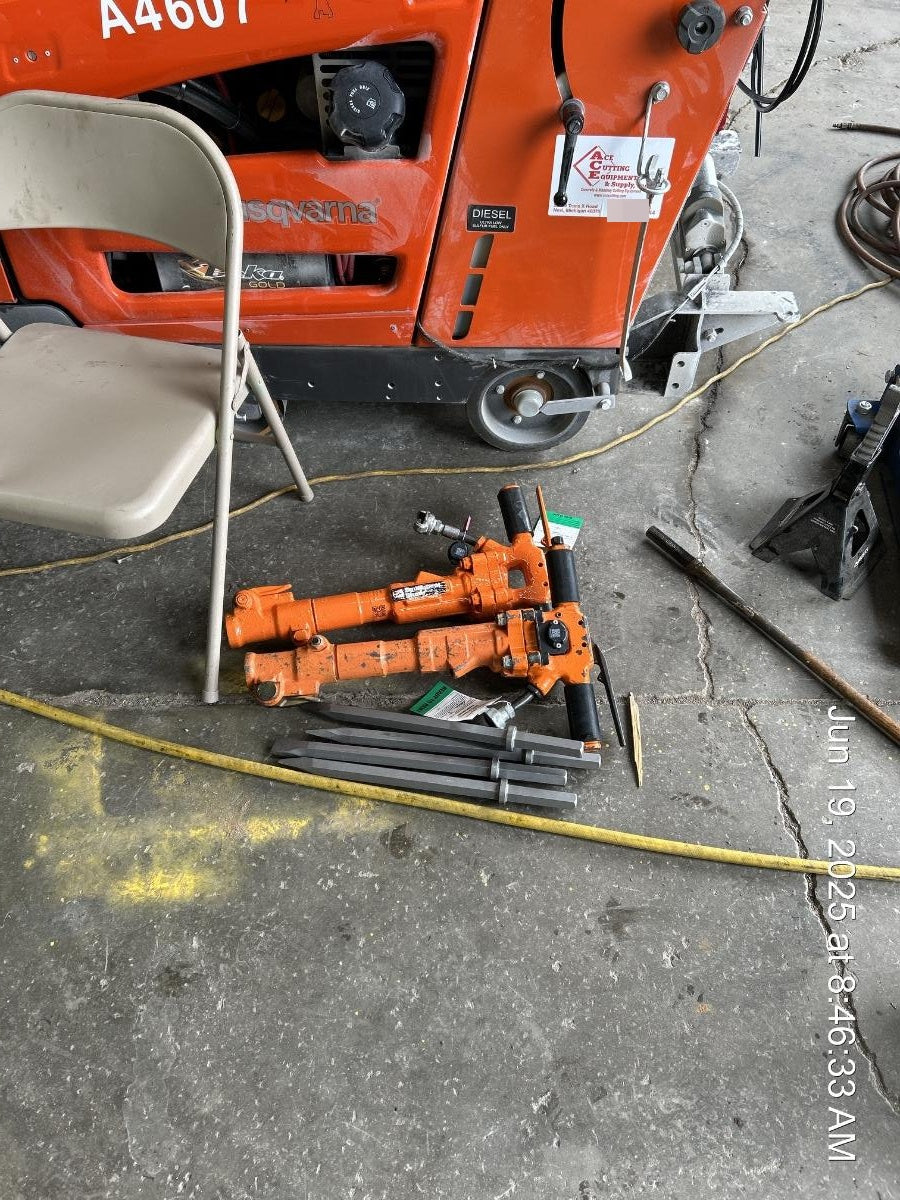 2021 MICHIGAN PNEUMATIC MP-30-1