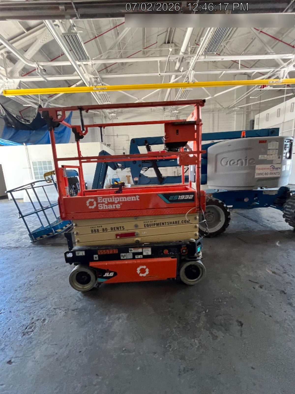 2025 JLG ES1932