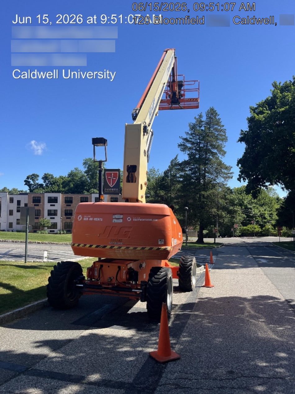 2022 JLG 860SJ