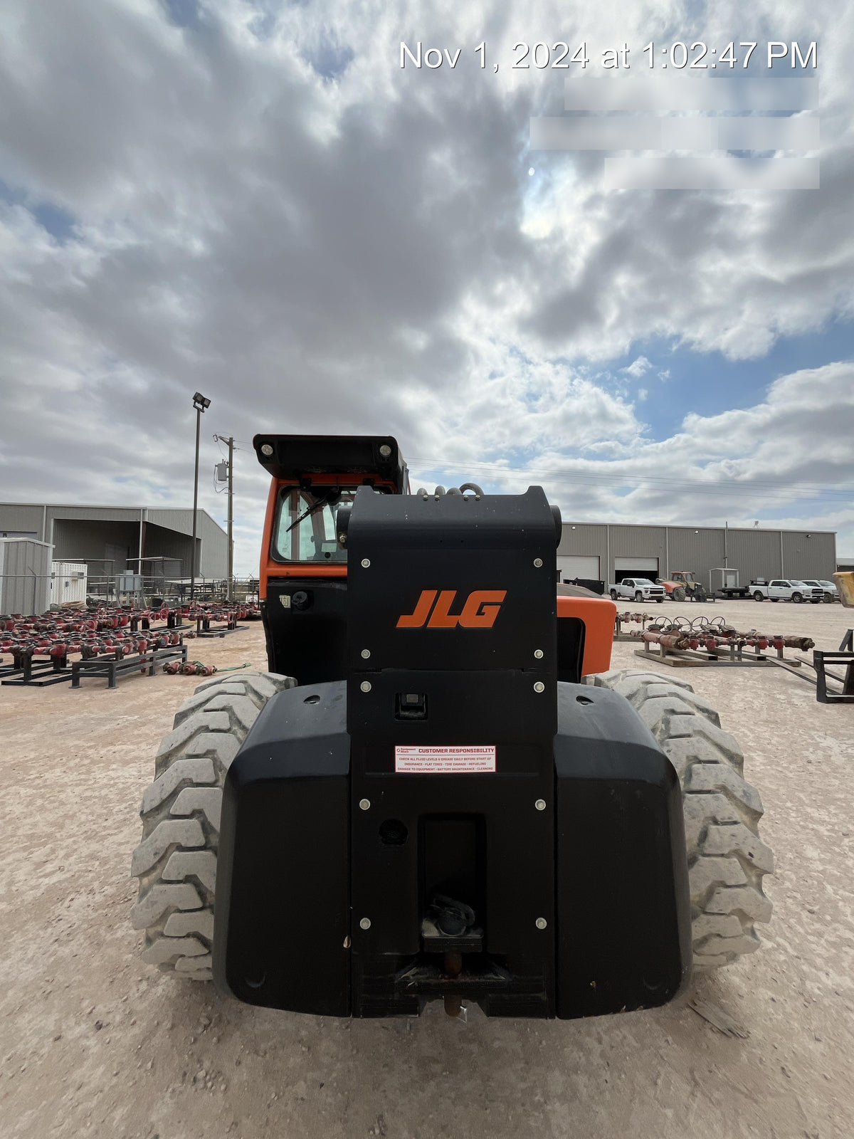2021 JLG 1732