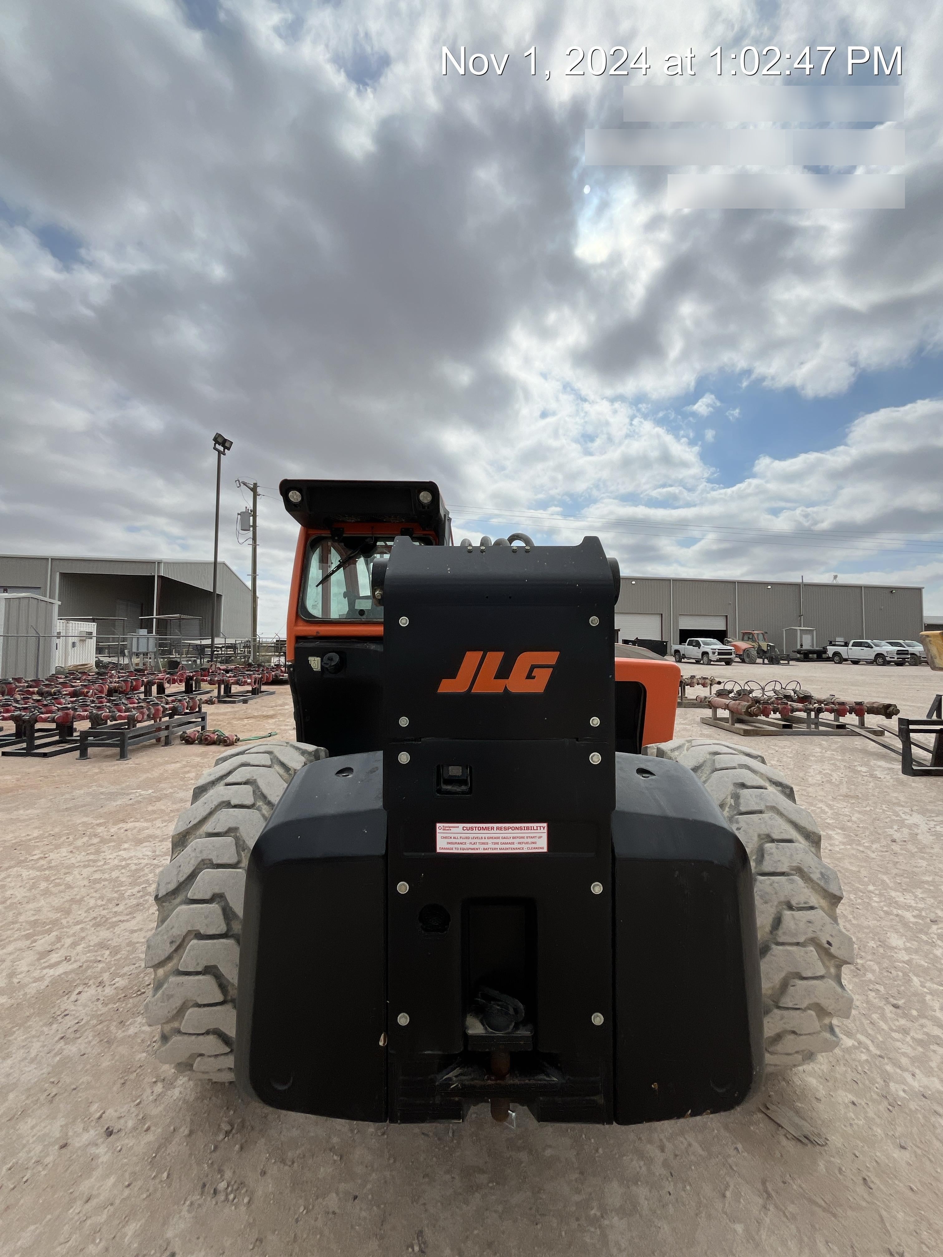 2021 JLG 1732