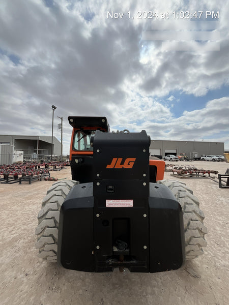 2021 JLG 1732