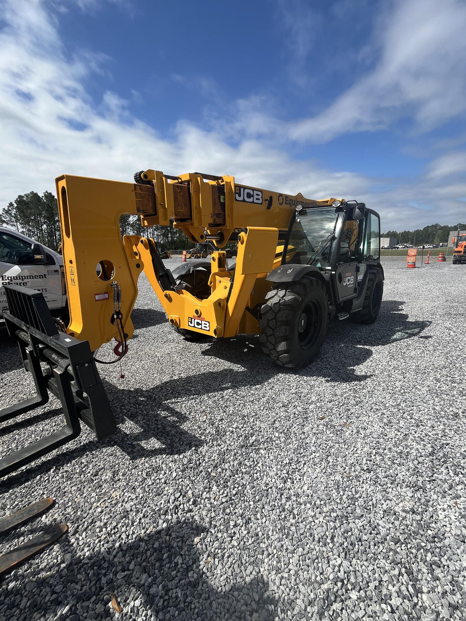 2026 JCB 514-56
