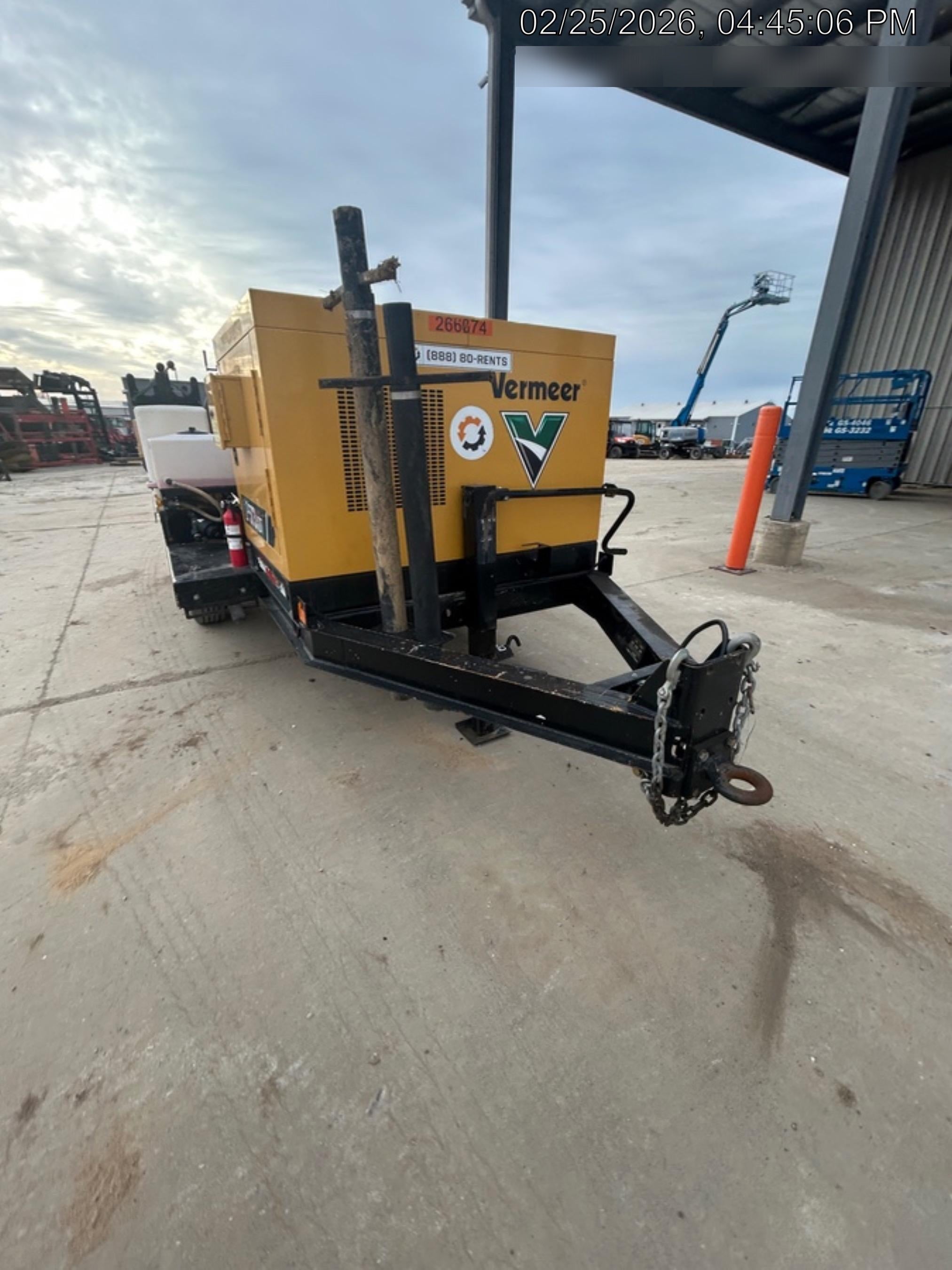 2022 Vac-Tron LP573XDT T4 Koehler Diesel Engine, 500 Gallon Debris Tank, x2 100 Gallon Water Tanks
