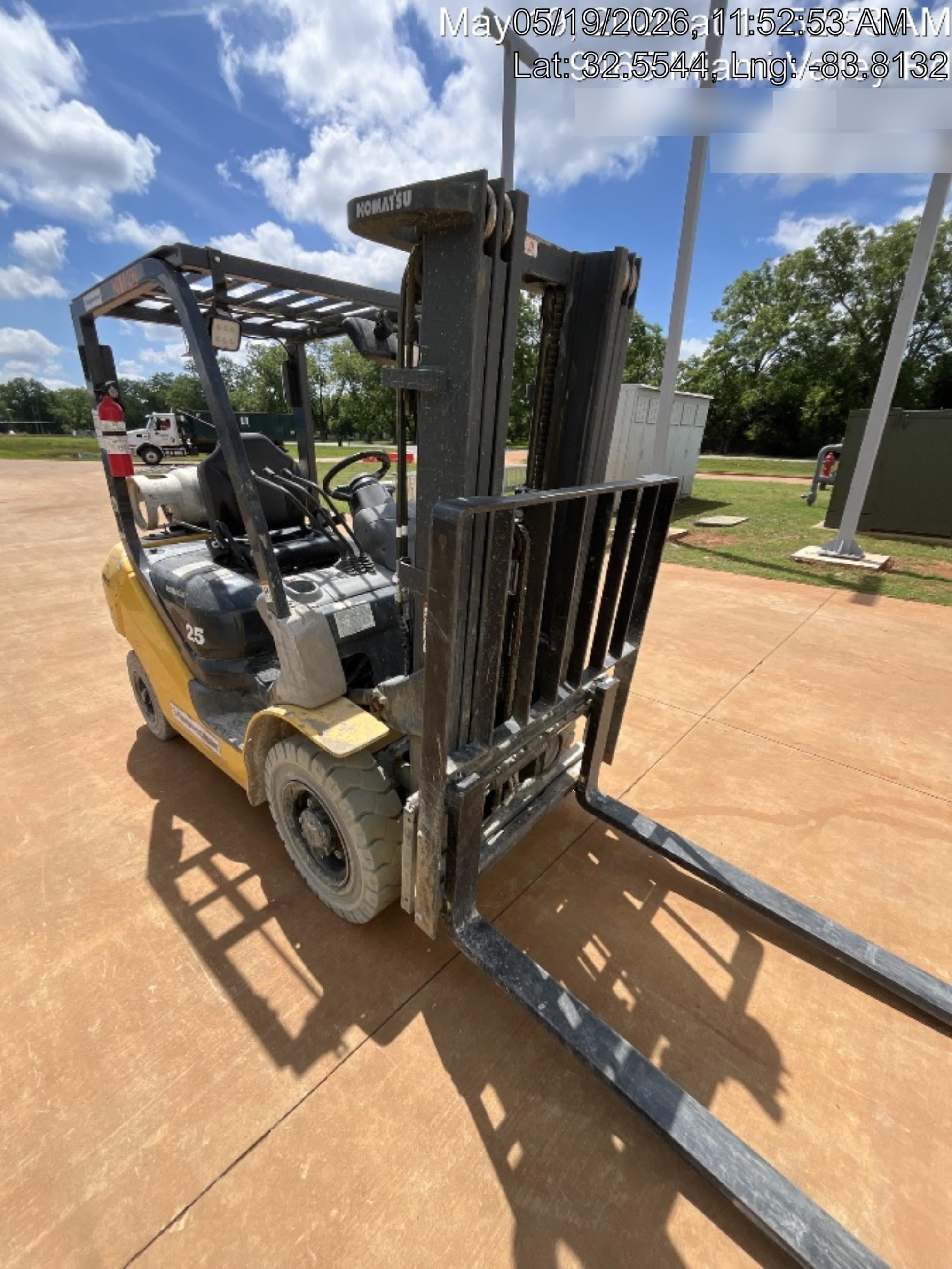 2022 KOMATSU FG25T-16