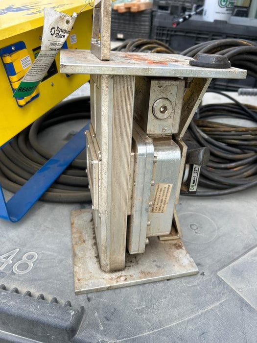 2022 WORKSITE LIGHTING PetroPRO Handy 24639